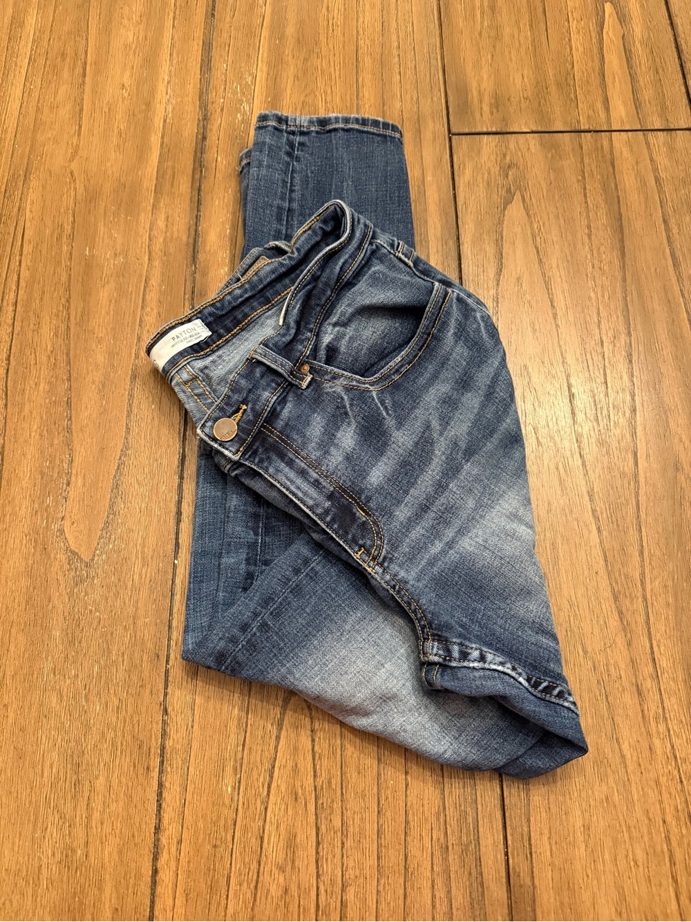BKE Women's Blue Washed Ankle Mid Rise Skinny